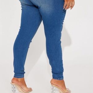 Tuscan Booty Lifting Jeans - Fashion Nova